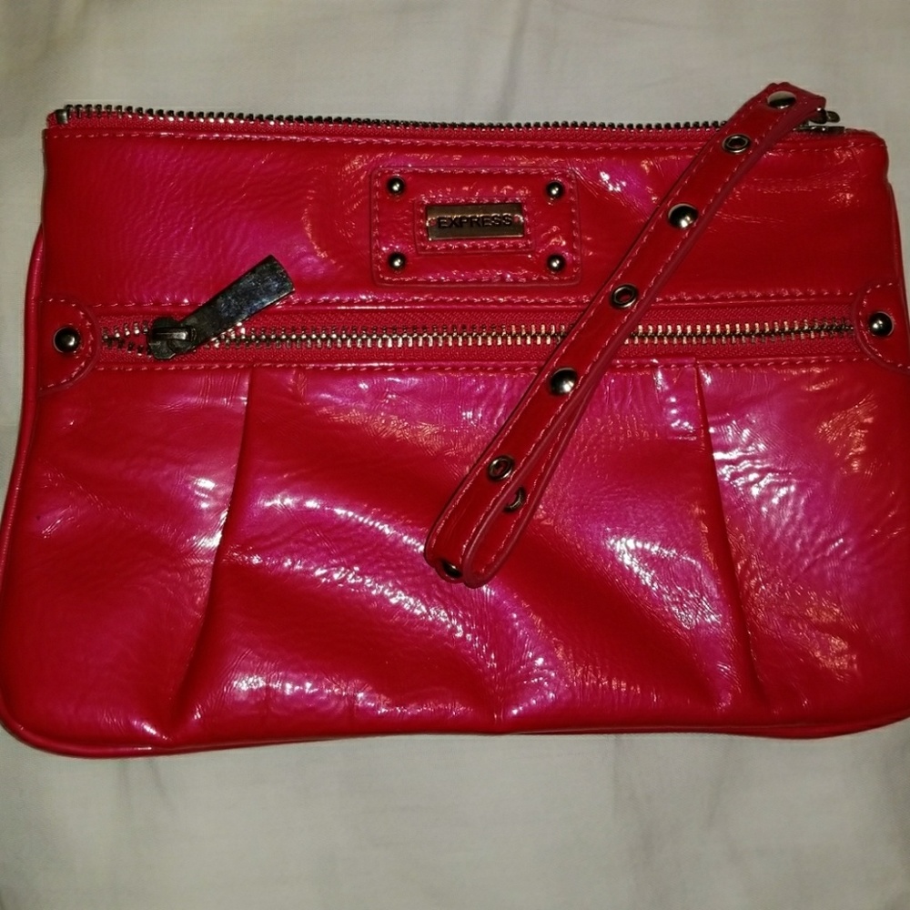 Express Clutch